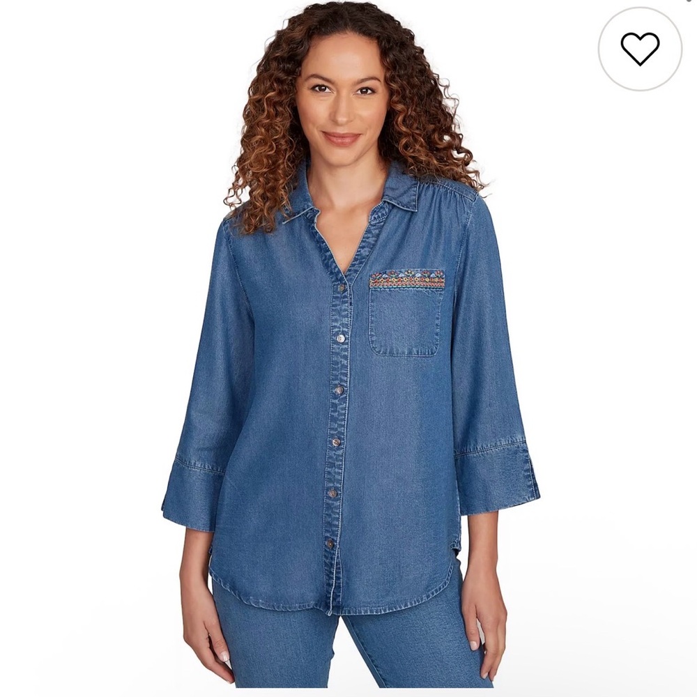 Women's El Paso Embroidered Butterfly Button Front Top